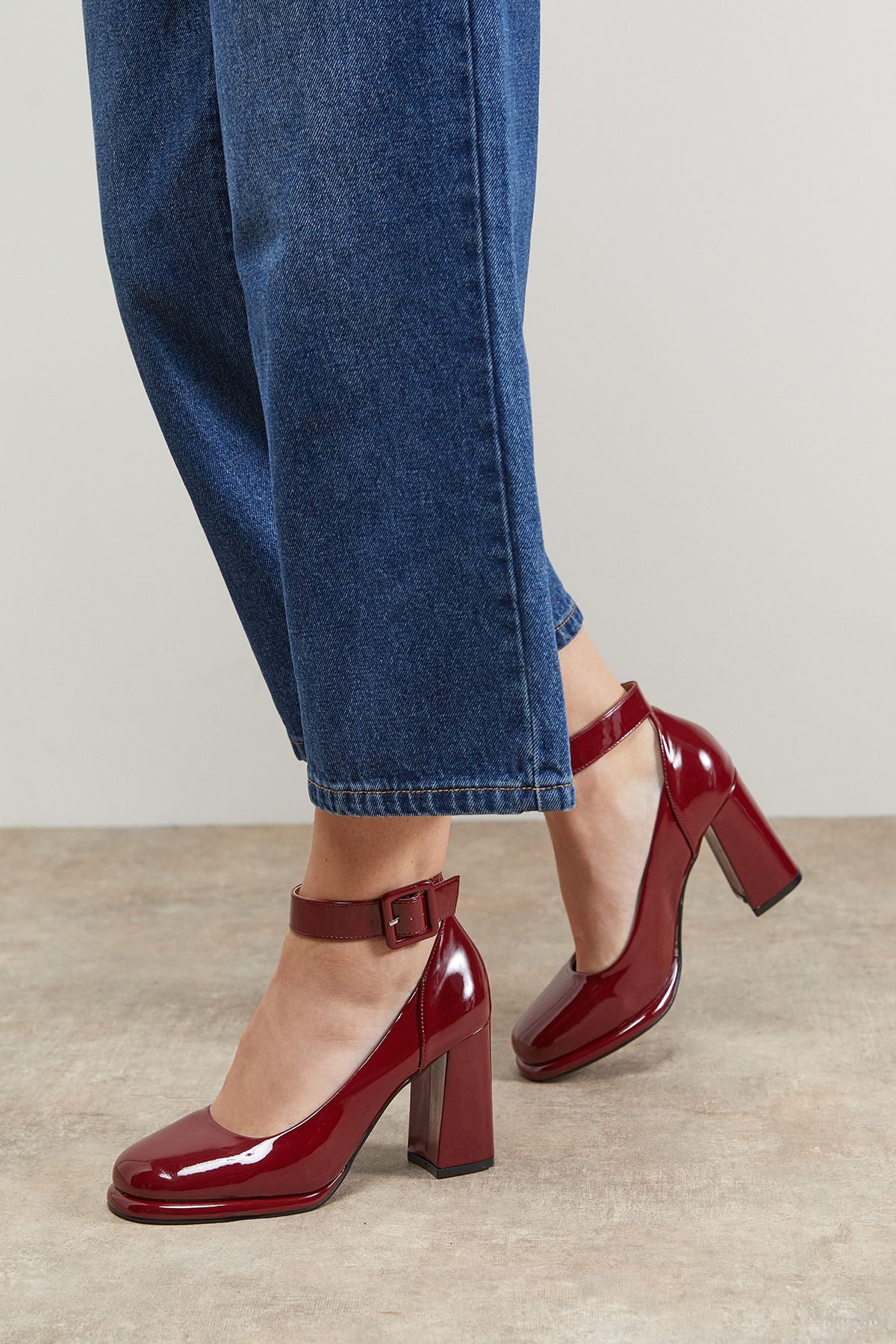 Oasis Celine Faux Patent Leather Covered Buckle High Block Heel Platform Court Shoes Burgundy image 3