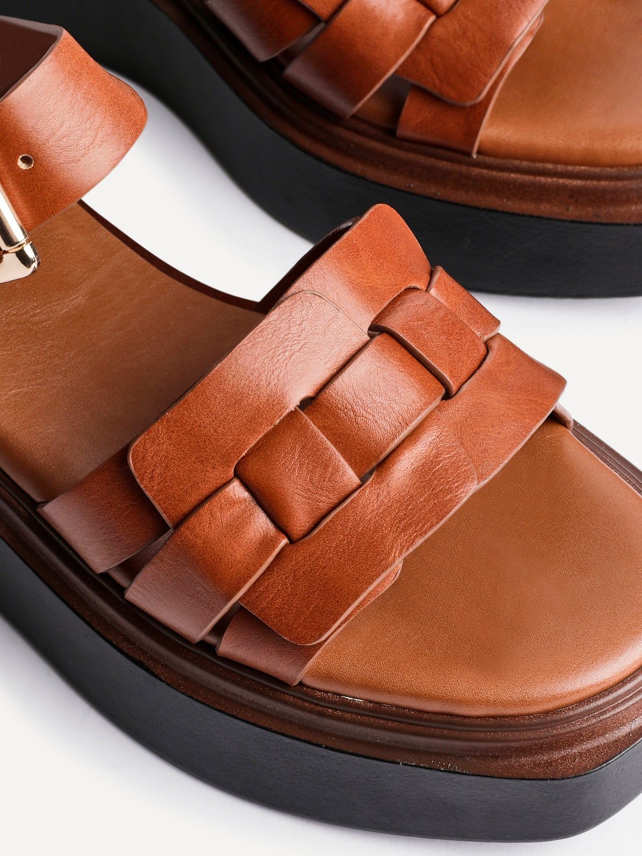 Linzi Zuri Tan Faux Leather Woven Flatform Sandals image 4