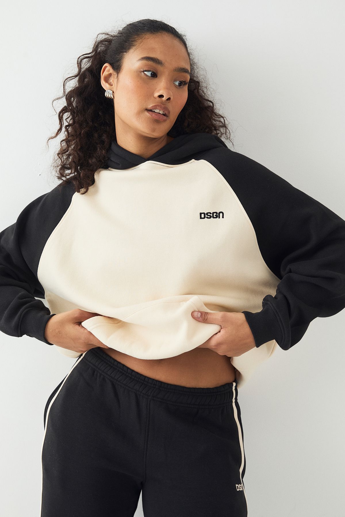 DSGN Studio DSGN Studio Colour Block Raglan Oversized Hoodie Black