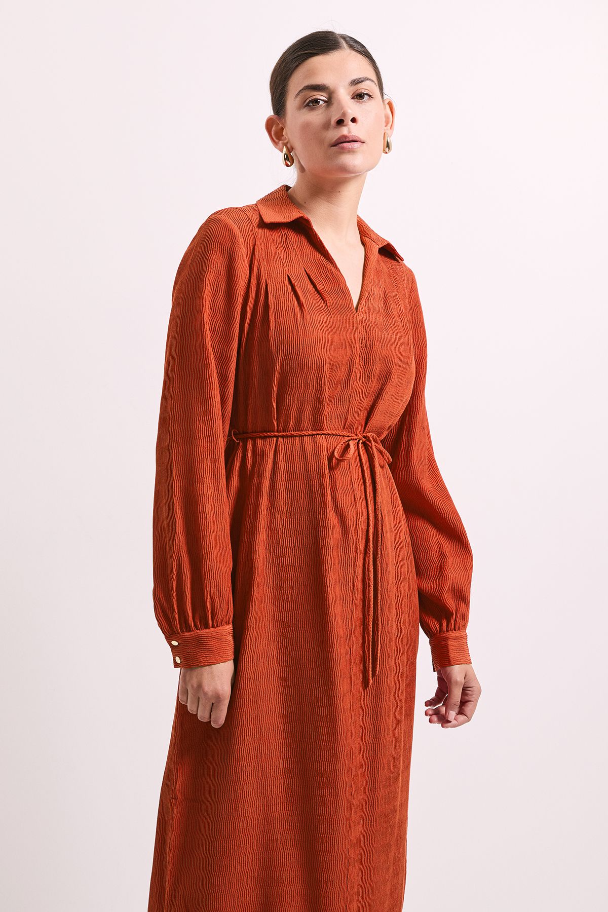 Principles Crinkle Column Shirt Mid Dress Rust image 2
