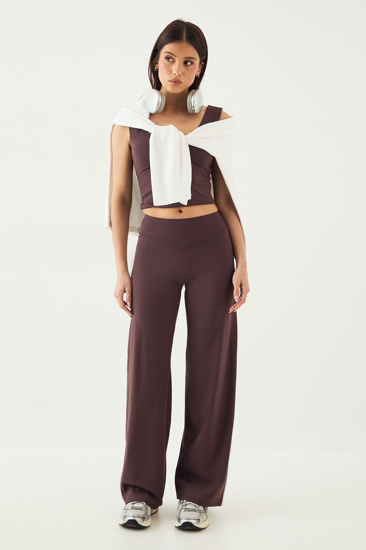 DSGN Studio DSGN Studio Ultra Sculpt Straight Leg Trouser Chocolate image 5
