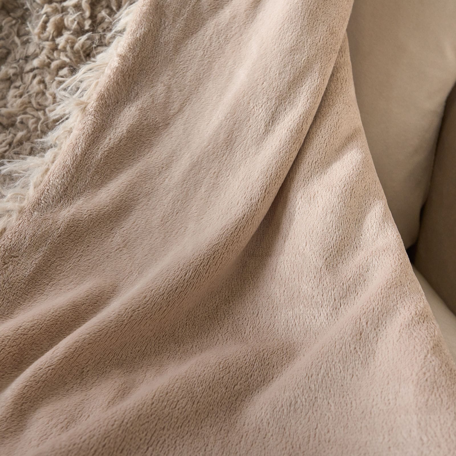 OHS Sofia Faux Fur Fleece Reversible Throw Super Soft Fluffy Blanket image 2