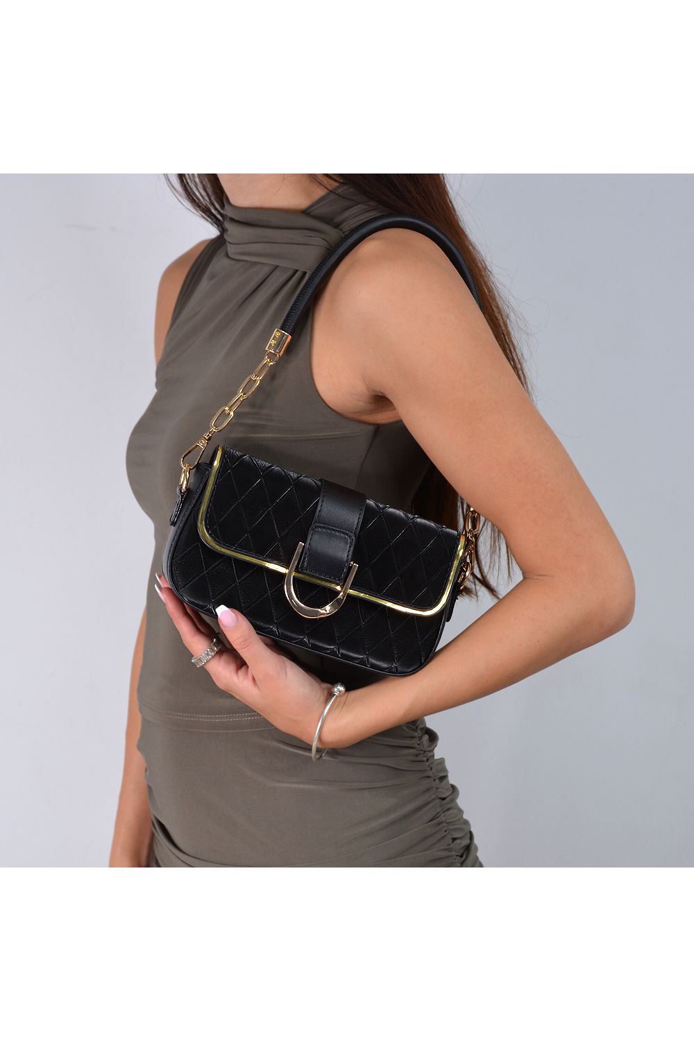 XY London 'Myla' Quilted Shoulder Bag With Gold Chain Strap image 3