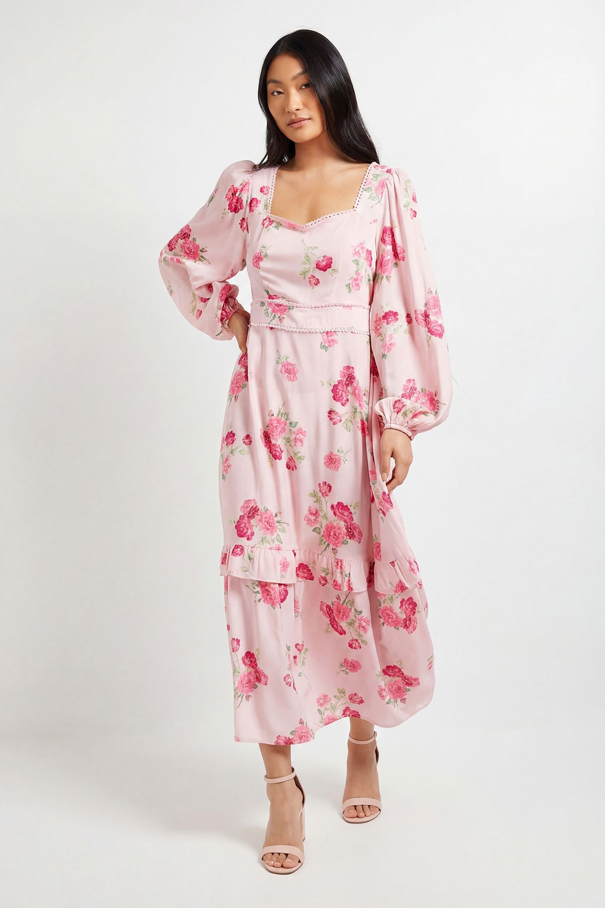 Dorothy Perkins Petite Sweetheart Neck Frill Tier Detail Long Sleeve Maxi Dress Floral