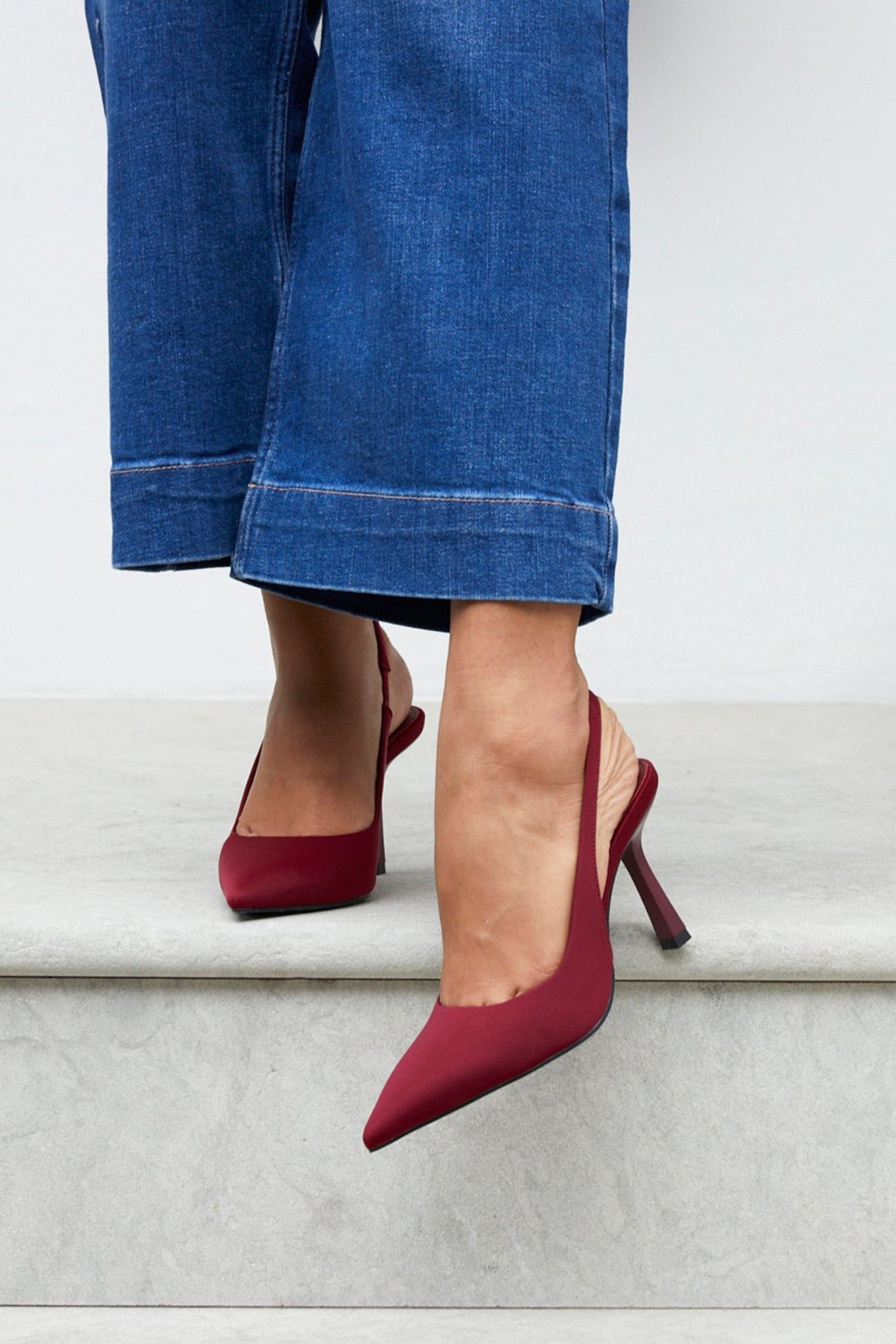 Linzi Dash Burgundy Scuba Court Heel image 6