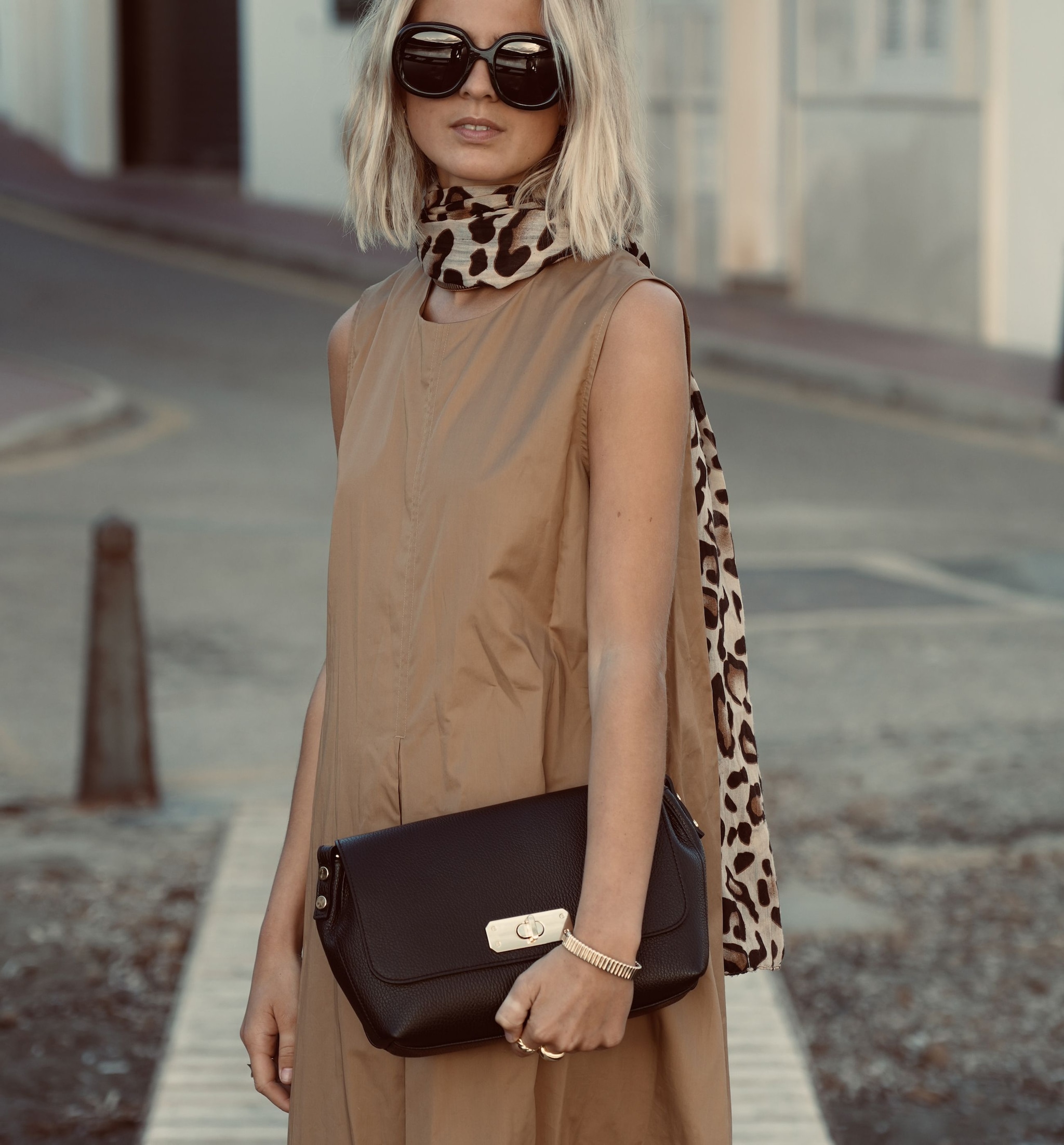 Apatchy London The Maisie Maxi Leather Bag image 7