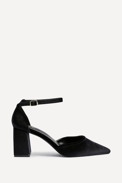 Linzi Glam Black Velvet Pointed Block Heel Courts