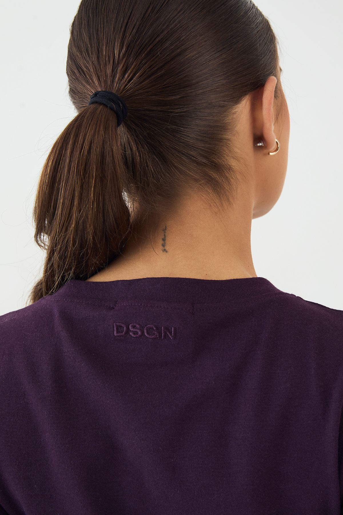 DSGN Studio DSGN Studio Crew Neck Button Through Long Sleeve Top Aubergine image 4