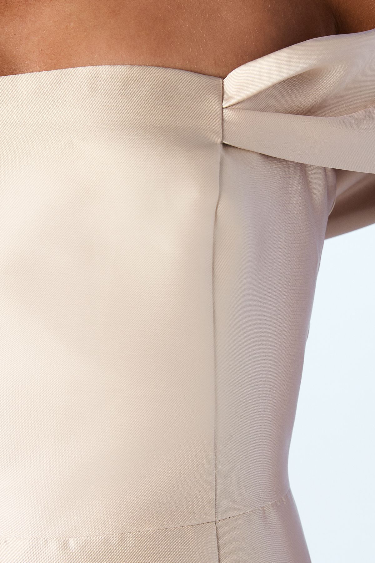 Coast Coast Honoured Twill Bardot Column Midi Bridesmaid Dress Champagne image 5