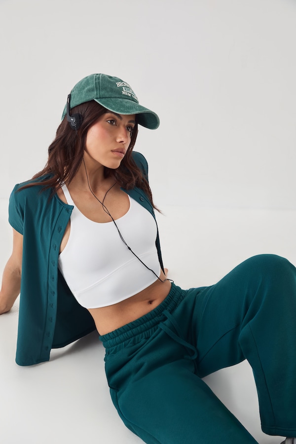 DSGN Studio DSGN Studio Ultra Sculpt Twist Back Sports Bra White