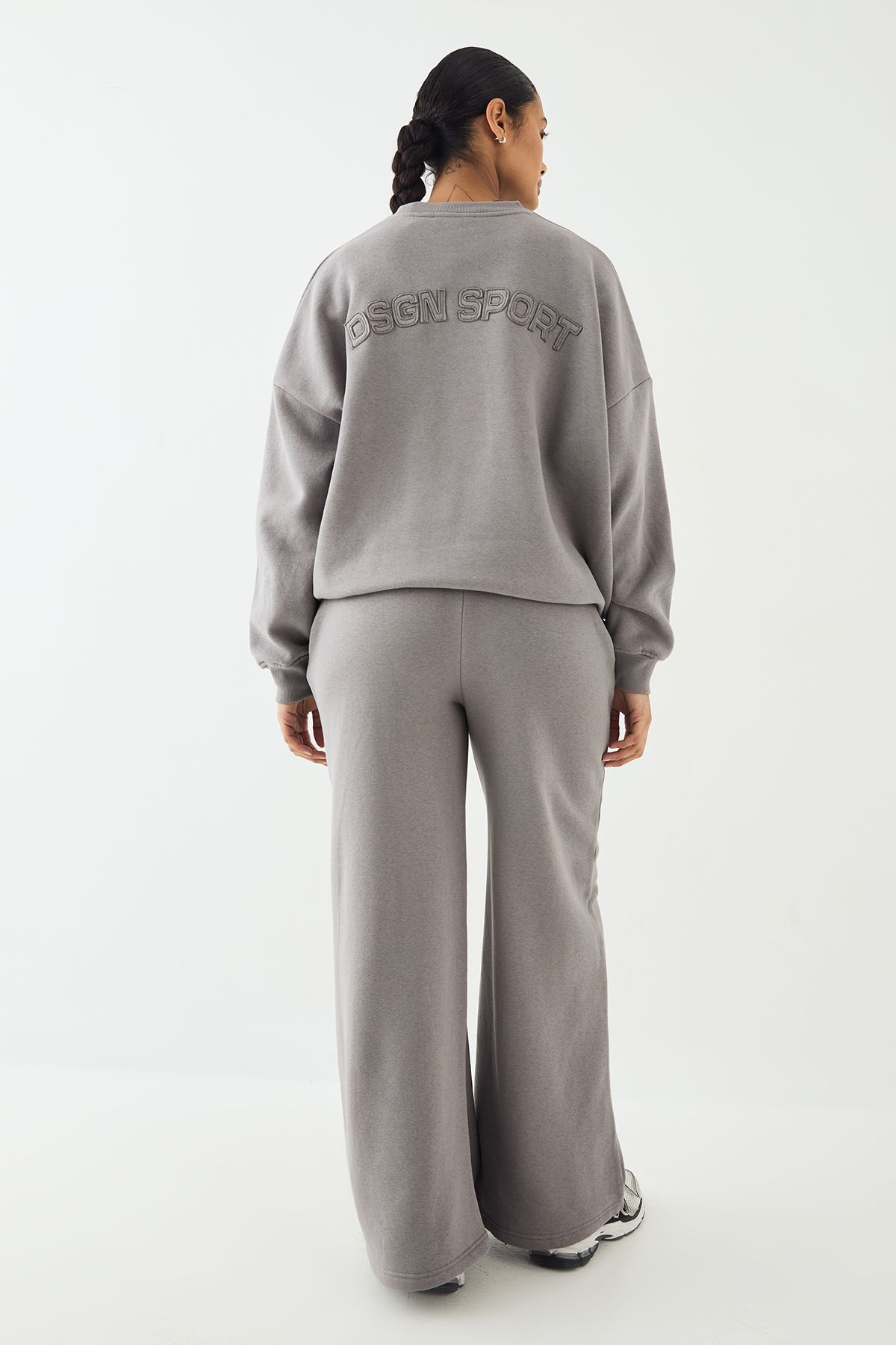 DSGN Studio DSGN Studio Self Fabric Applique Wide Leg Jogger Charcoal image 2