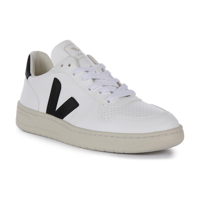 Veja 'V-10 Chromefree' Leather Trainers