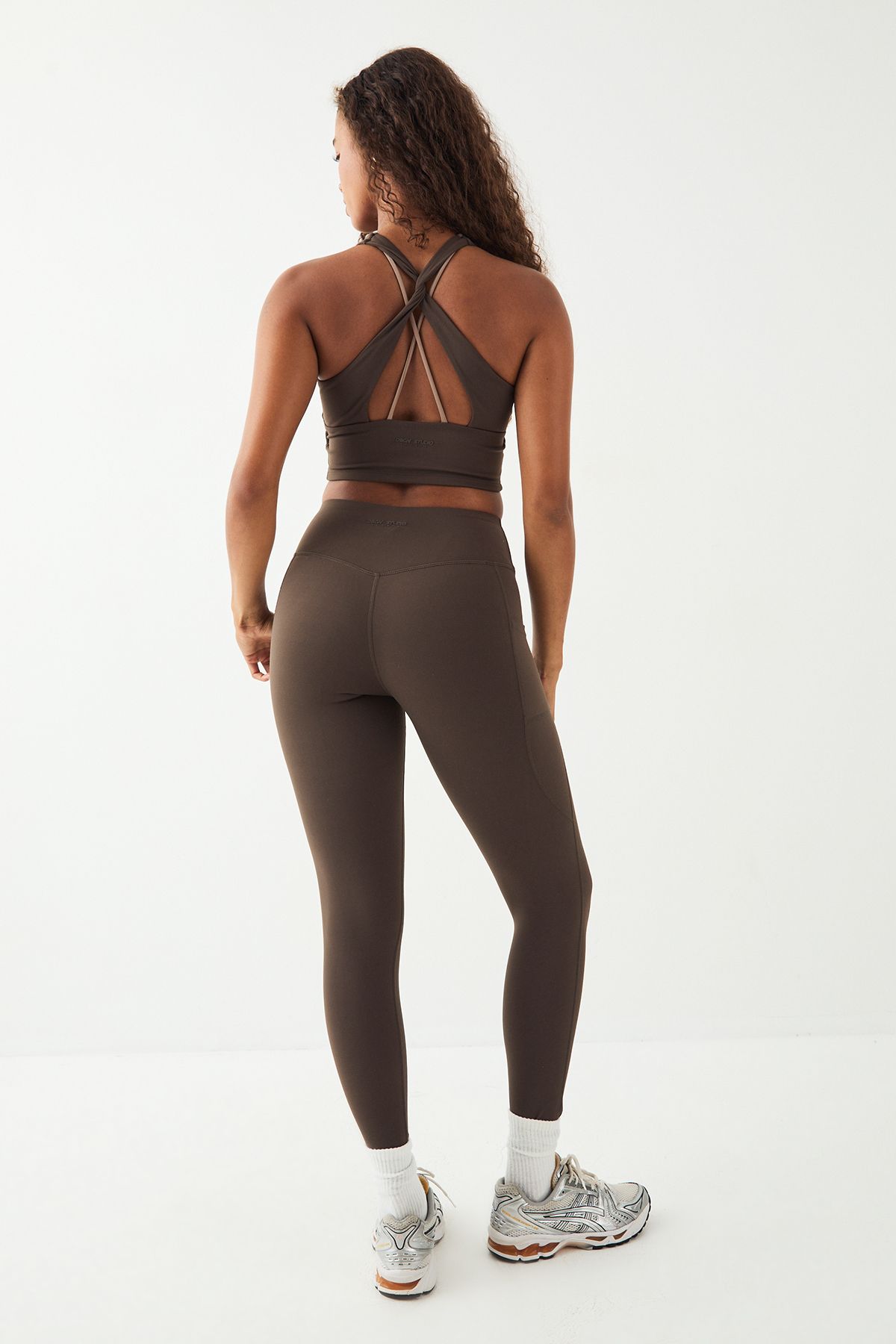 DSGN Studio DSGN Studio Ultra Sculpt Pocket Detail High Waist Legging Espresso image 2