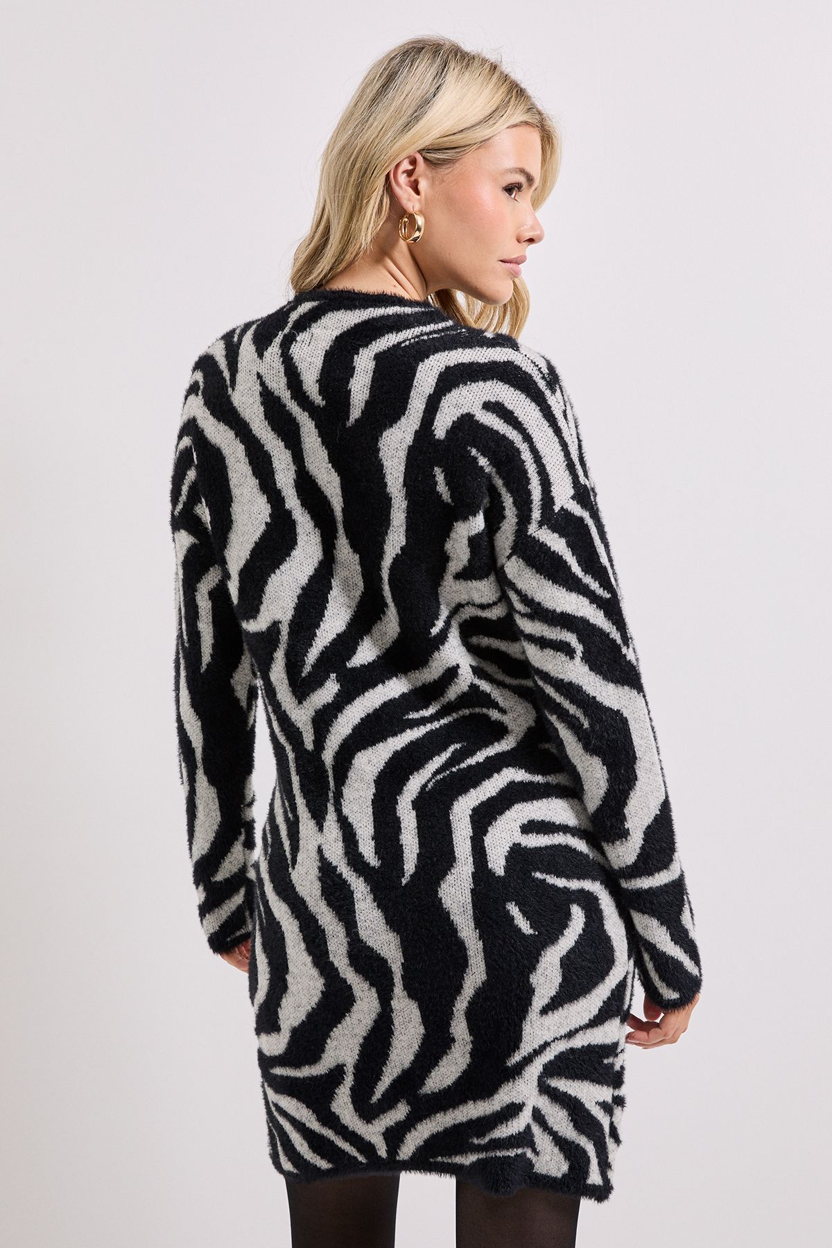 Dorothy Perkins Zebra Fluffy Knitted Dress Zebra image 3