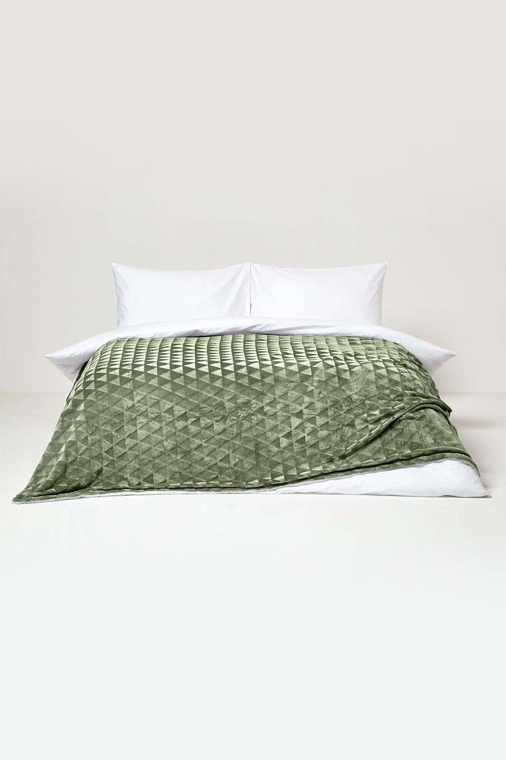 Homescapes Geometric Triangle Velvet Throw image 3