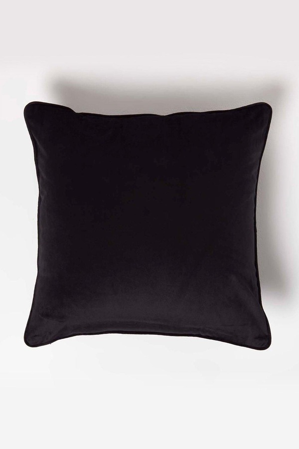 Homescapes Filled Velvet Cushion with Piped Edge 46 x 46 cm