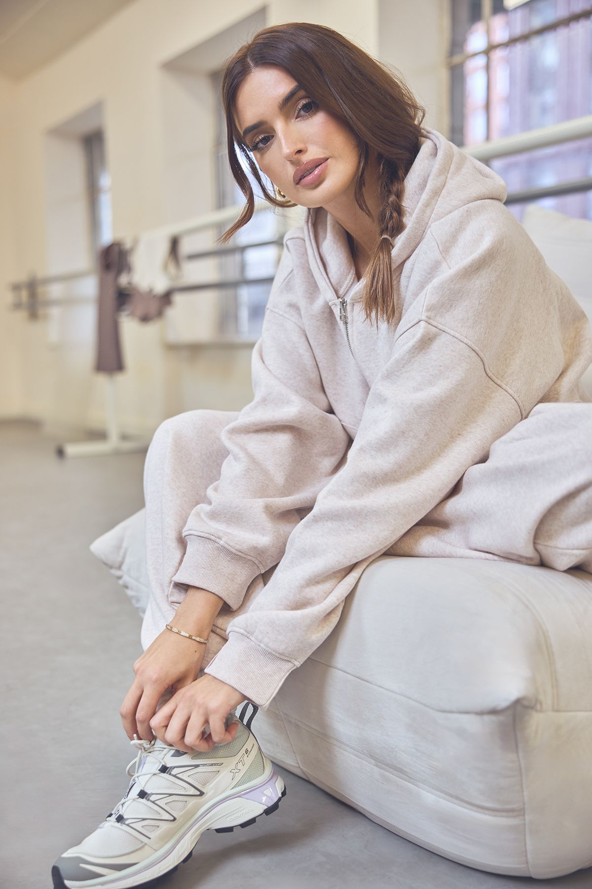 DSGN Studio DSGN Studio Boxy Crop Zip Through Hoodie Oatmeal image 1