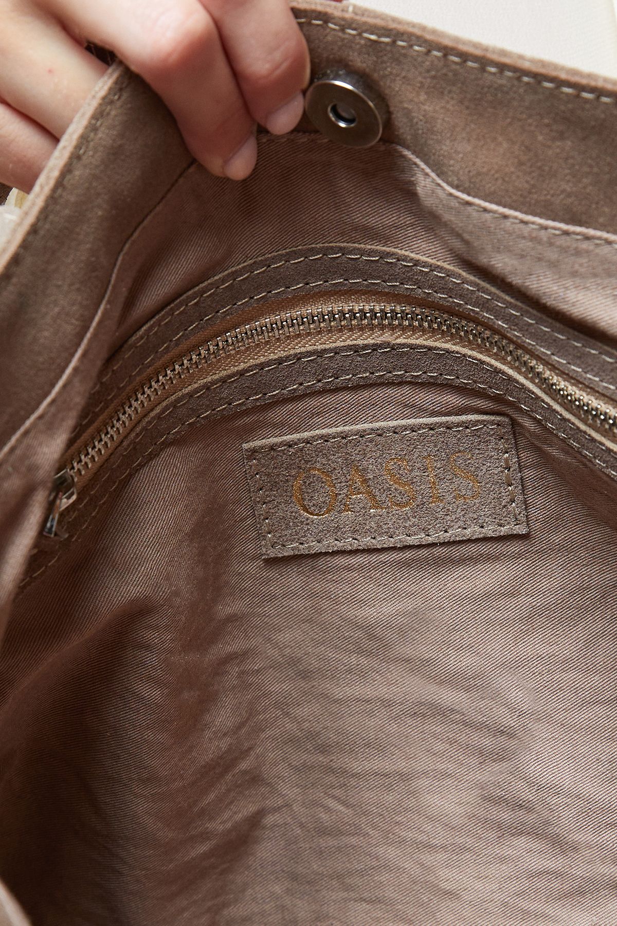 Oasis Esty Suede Tote Bag Taupe image 3