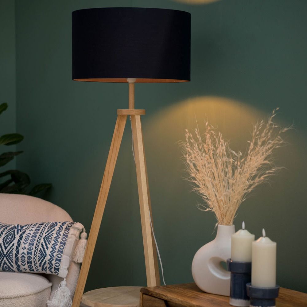 ValueLights Morrigan Natural Wood Tripod Floor Lamp with Fabric Drum Lamp Shade image 2