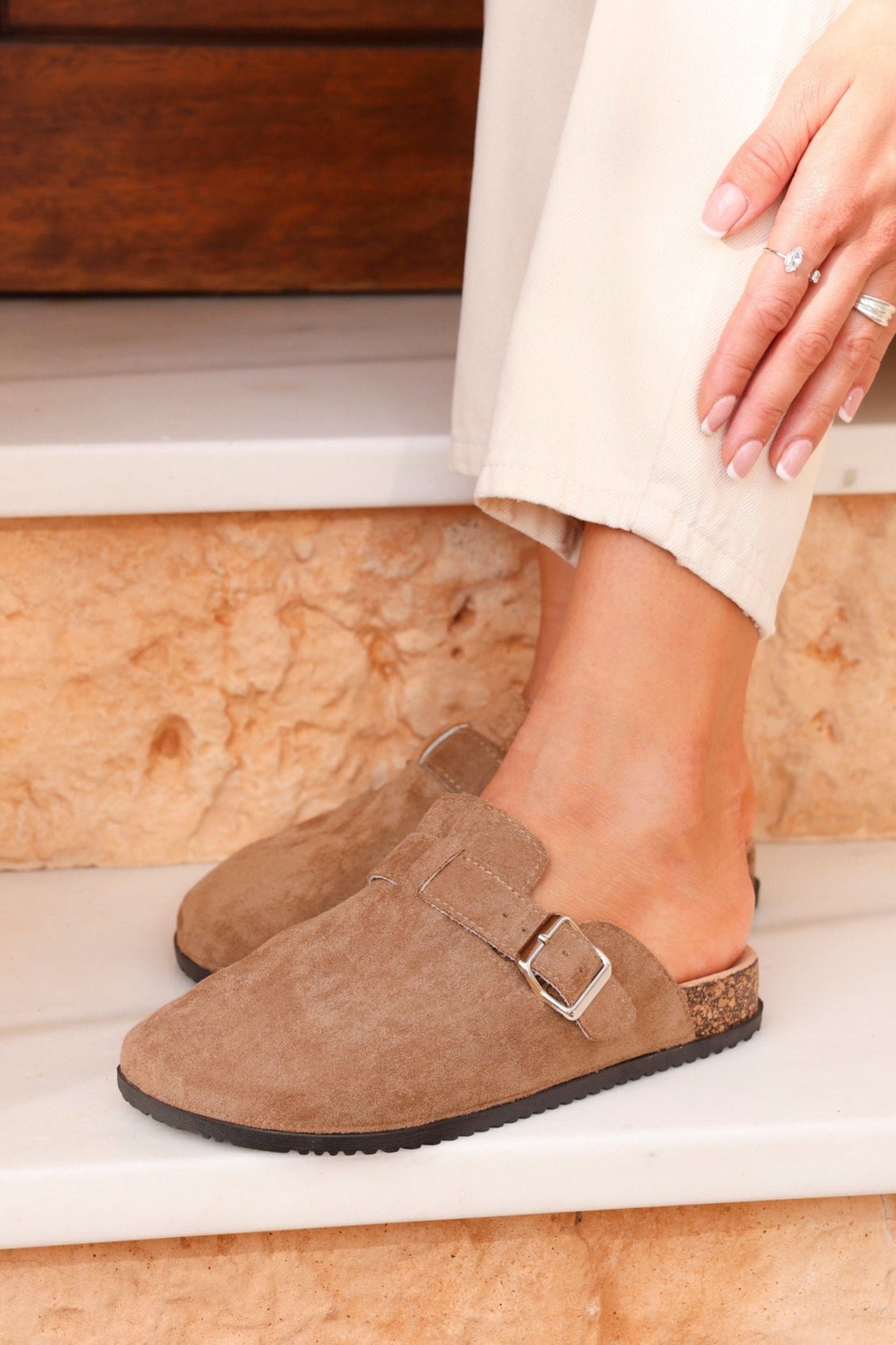 Linzi Parker Mocha Faux Suede Clog image 2