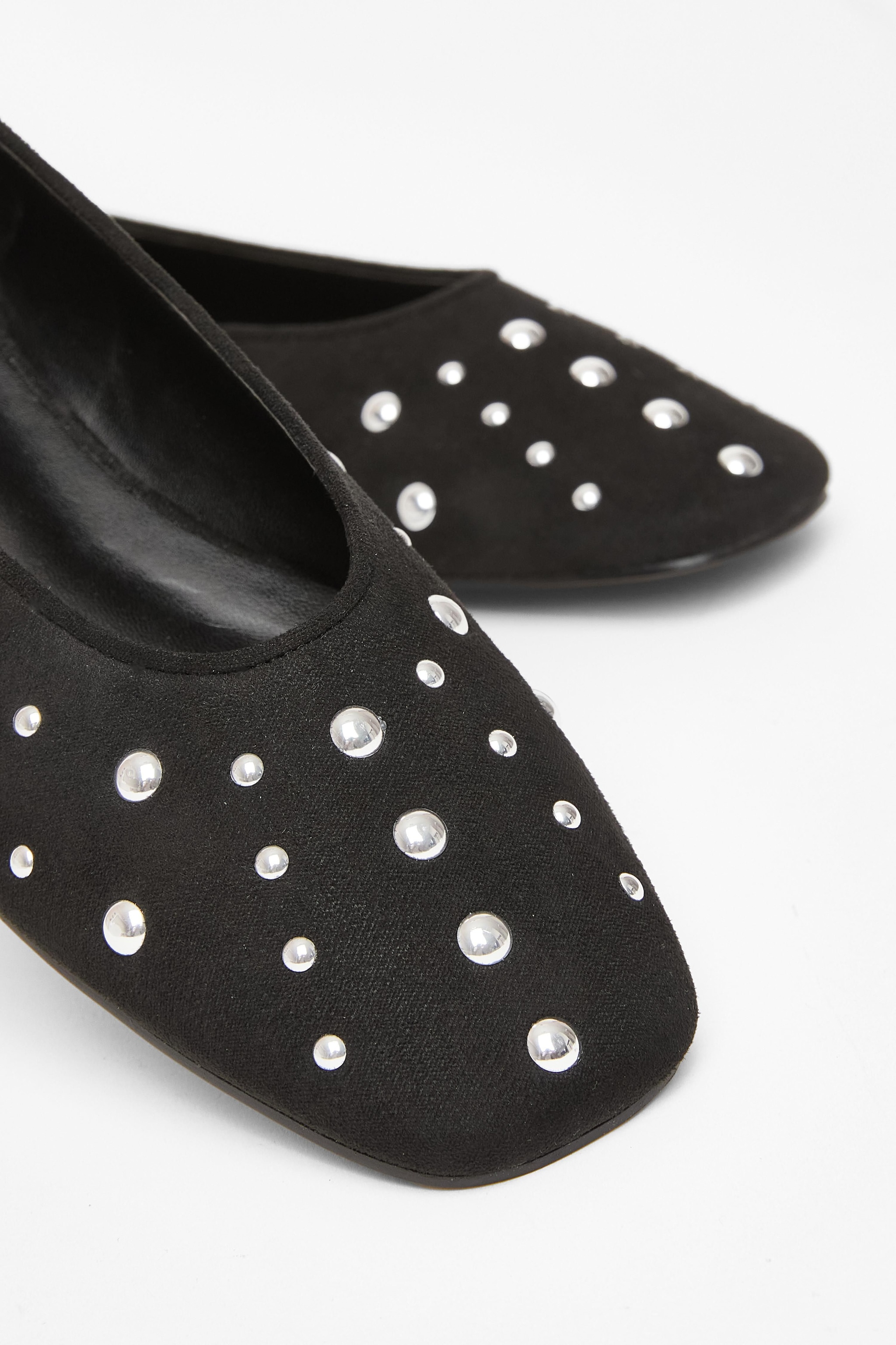 Quiz Black Faux Suede Studded Pumps image 4