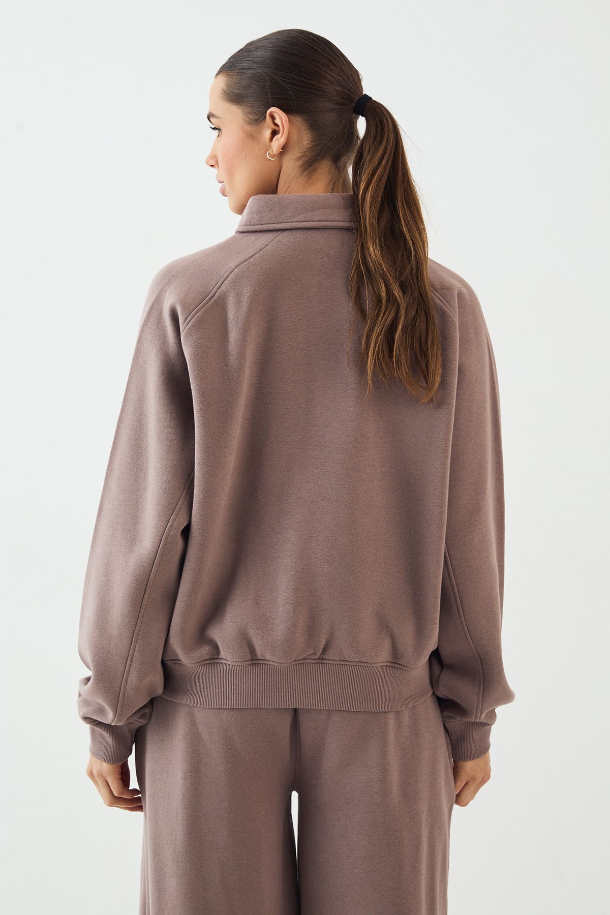 DSGN Studio DSGN Studio Raglan Seam Collared Rugby Sweatshirt Mocha image 2