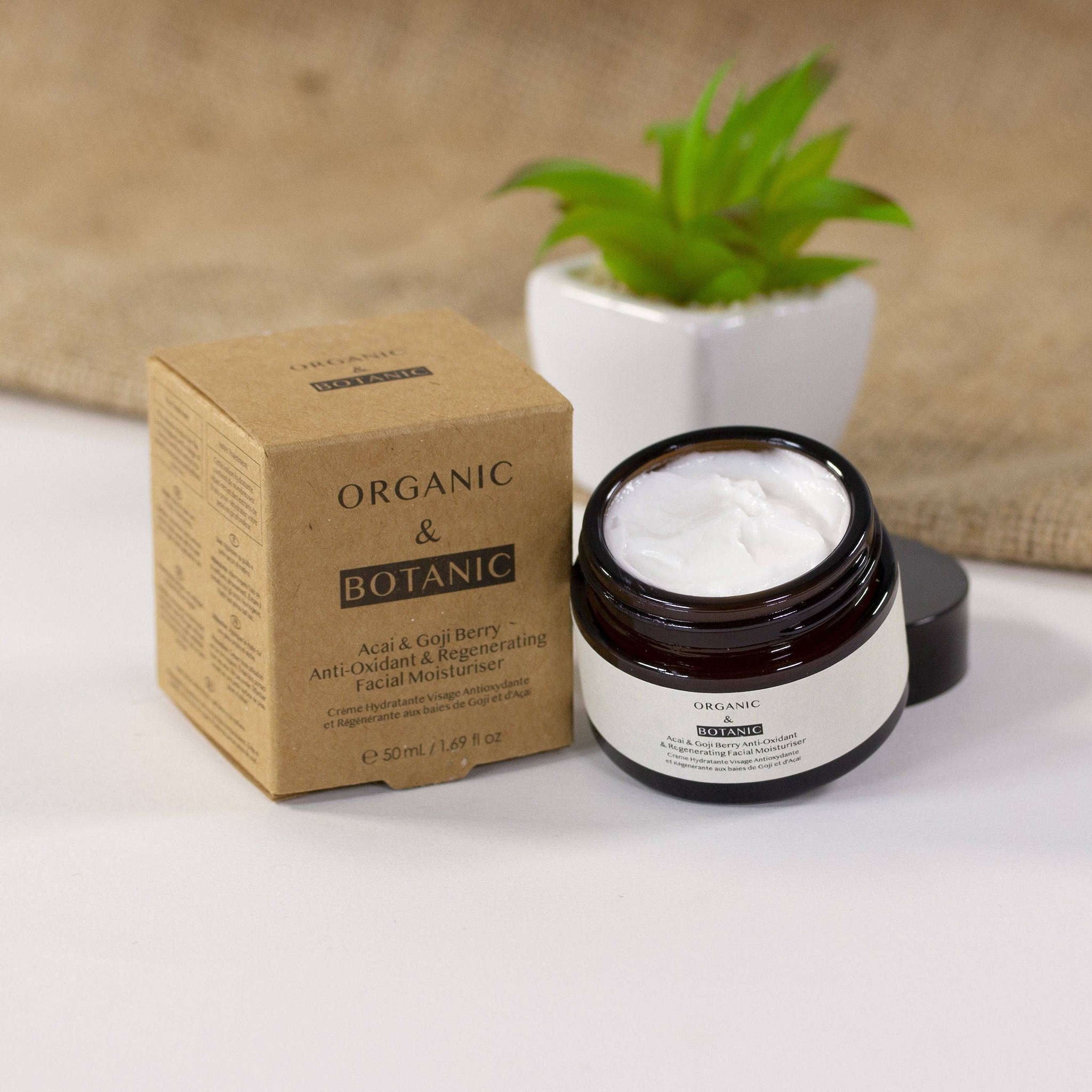 Organic & Botanic Acai & Goji Berry Moisturiser 50ml image 3