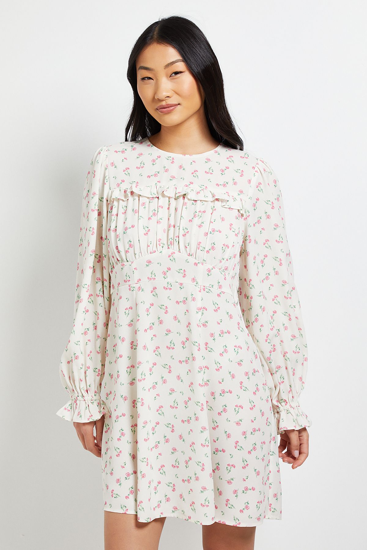 Dorothy Perkins Petite Cream Ditsy Gathered Bodice Lace Back Long Sleeve Mini Dress Floral