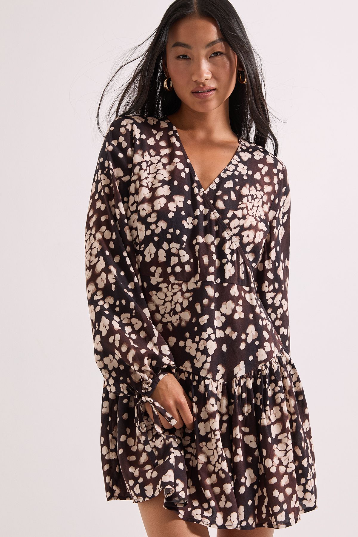 Dorothy Perkins Brown Animal Print Dropped Seam Detail Wrap Front Mini Dress Brown image 4