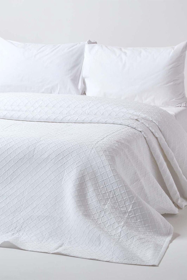 Homescapes Cotton Contemporary Diamond Pattern Bedspread