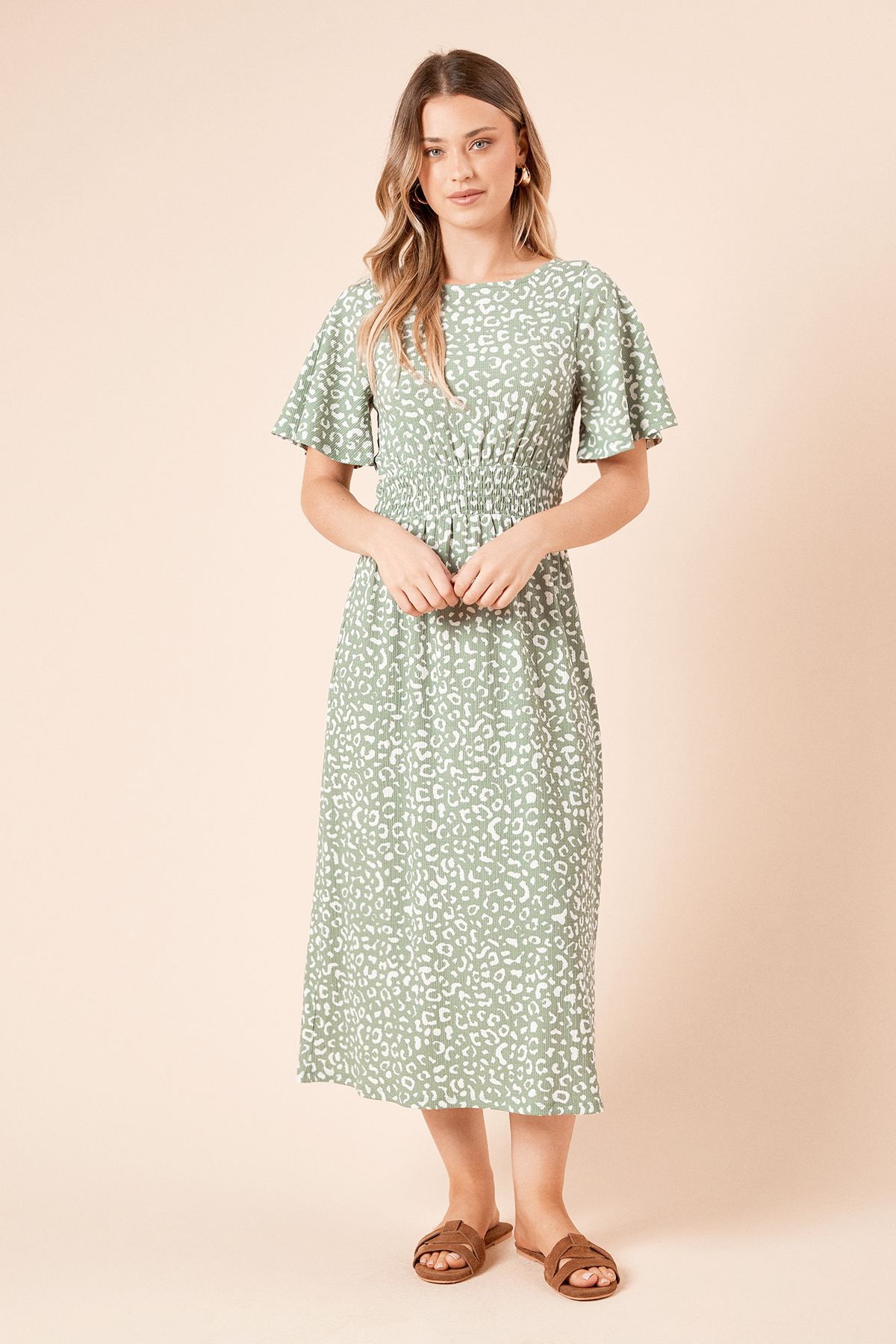 Dorothy Perkins Green Leopard Shirred Waist Short Sleeve Jersey Midi Dress Green