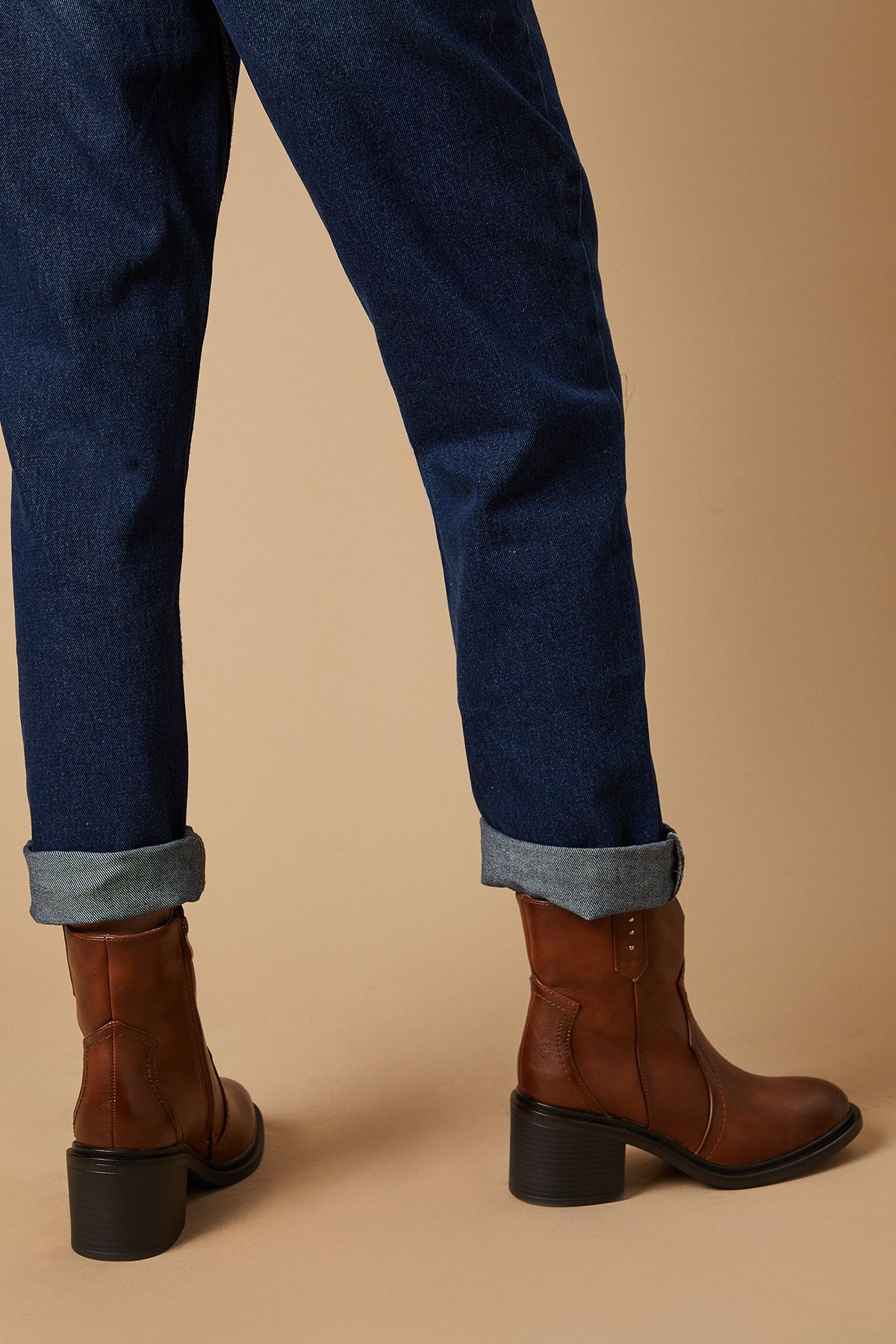 Oasis Mckayla Tab Detail Block Heel Ankle Boots Tan image 3