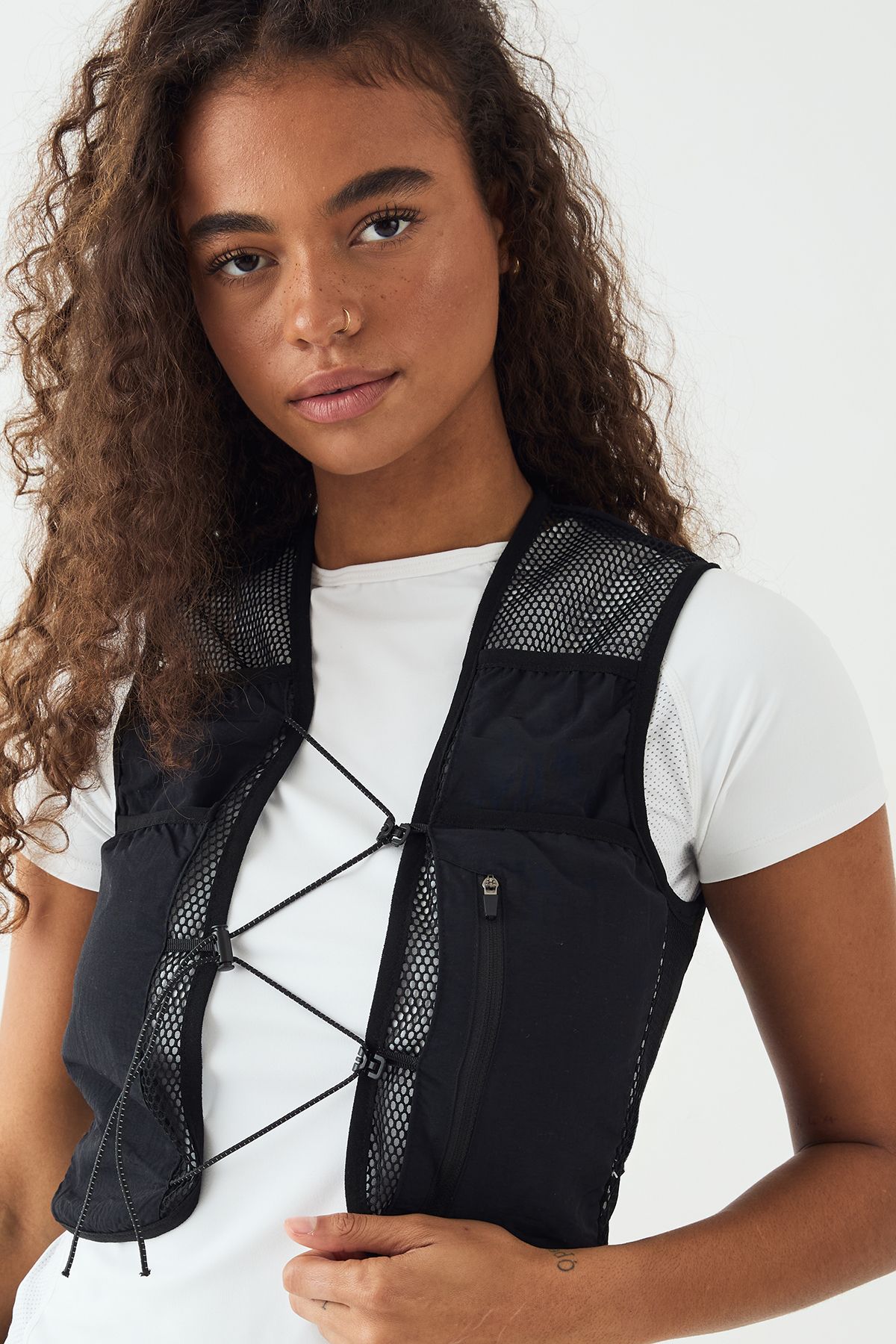 DSGN Studio DSGN Studio Reflective Hydration Running Vest Black image 4