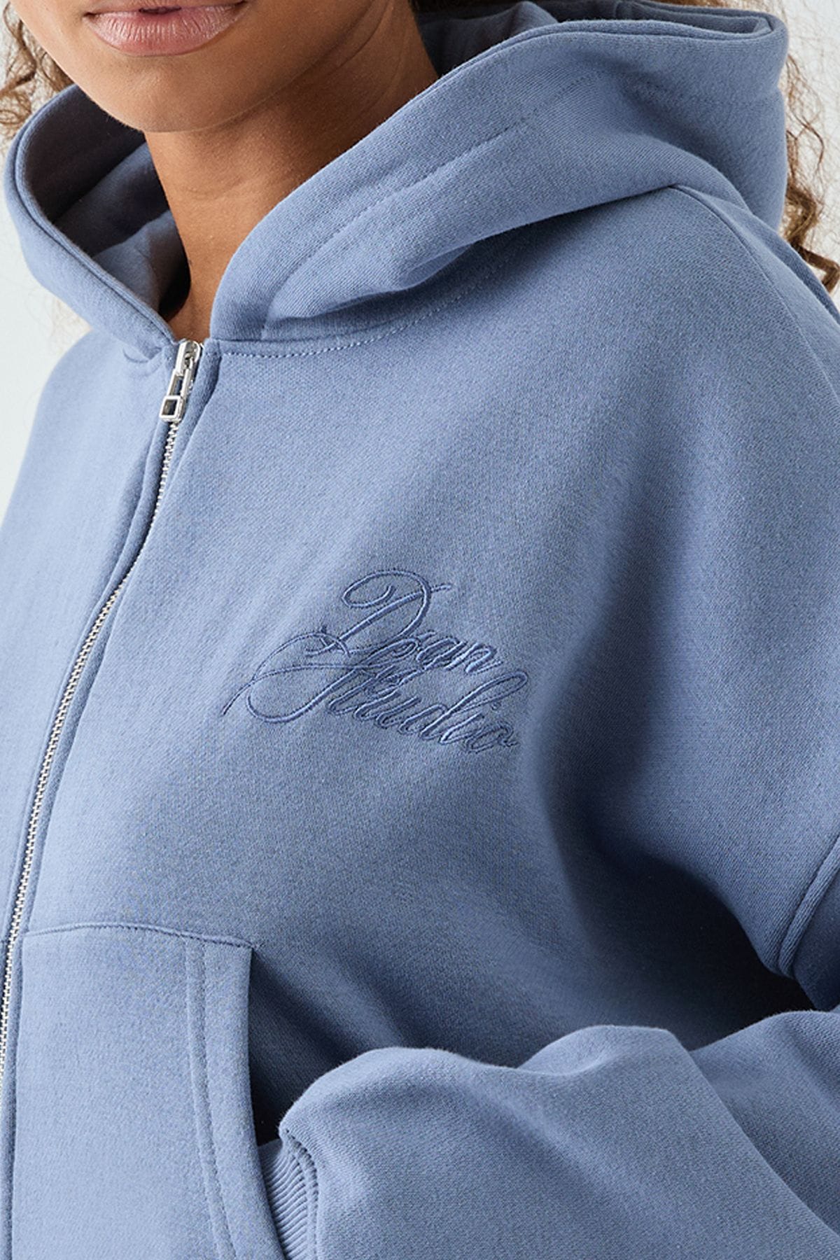 DSGN Studio DSGN Studio Contrast Script Boxy Crop Zip Through Hoodie Blue image 5