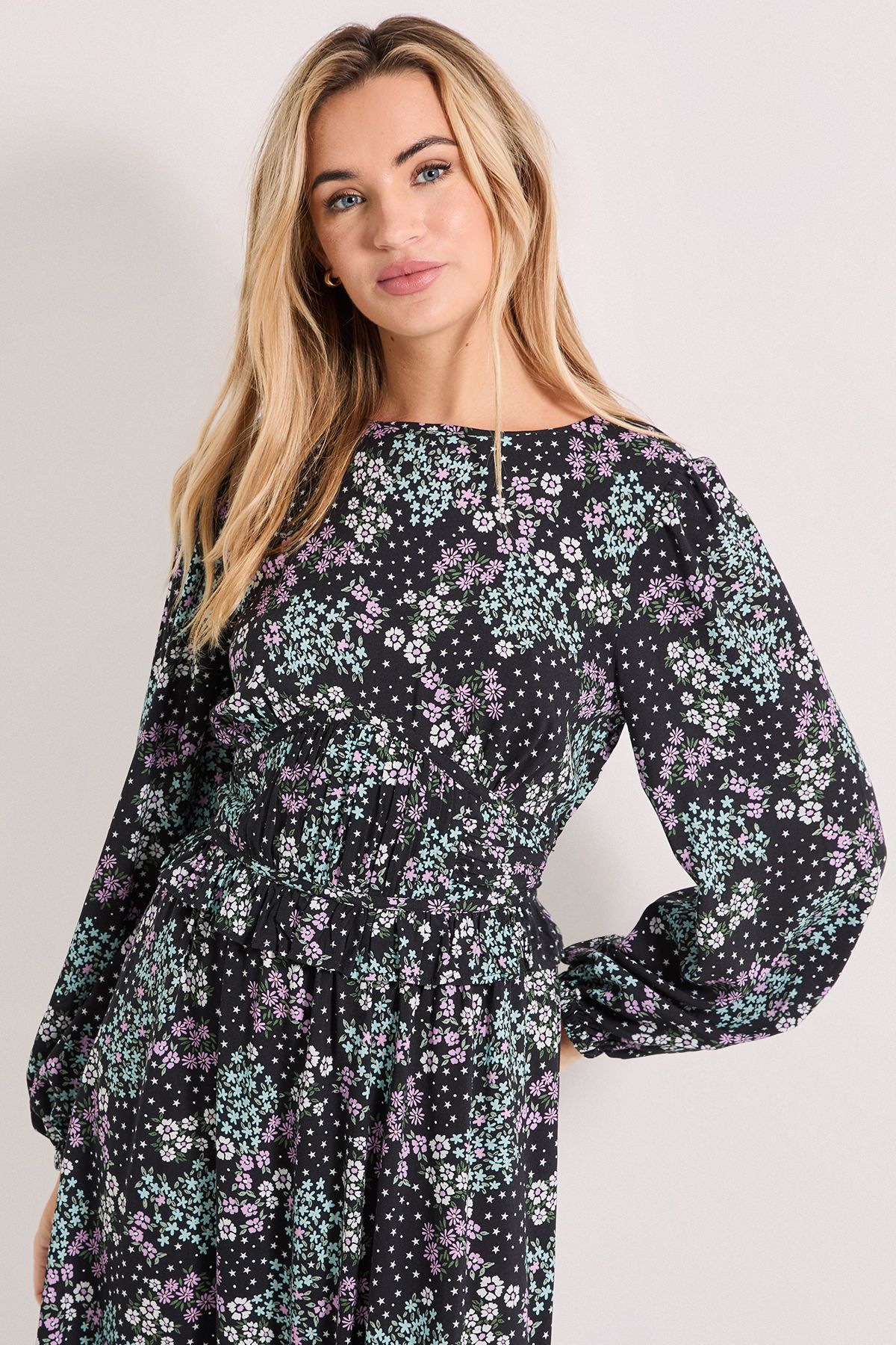 Dorothy Perkins Gathered Waist Detail Blouson Sleeve Printed Midi Dress Floral image 2