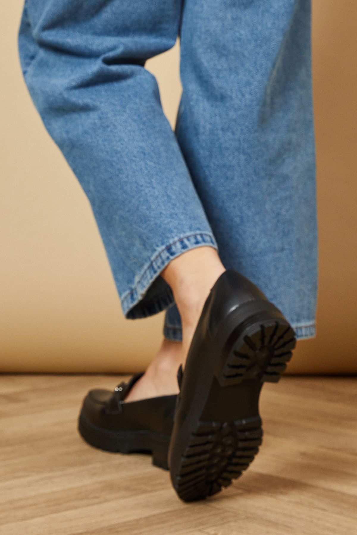 Oasis Barbara Faux Leather Snaffle Detail Loafers Black image 4