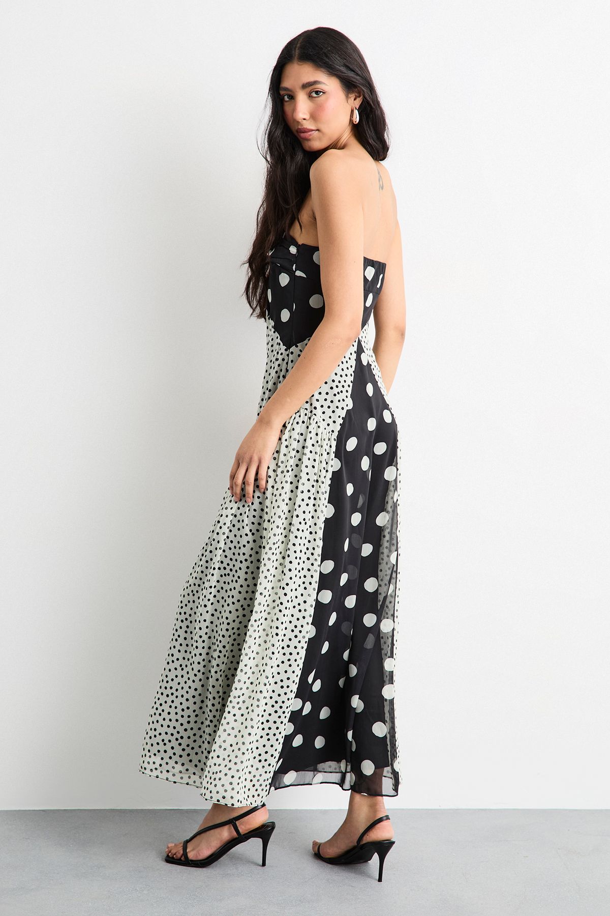 Warehouse Printed Bandeau Seam Detail Midi Dress Mono image 3
