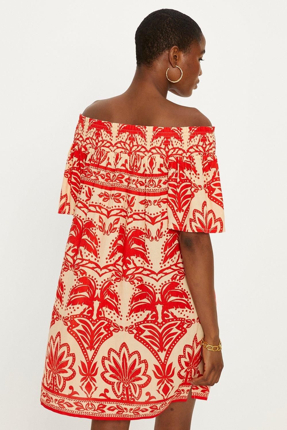 Oasis Paisley Palm Short Sleeve Shirred Bardot Dress Red image 3