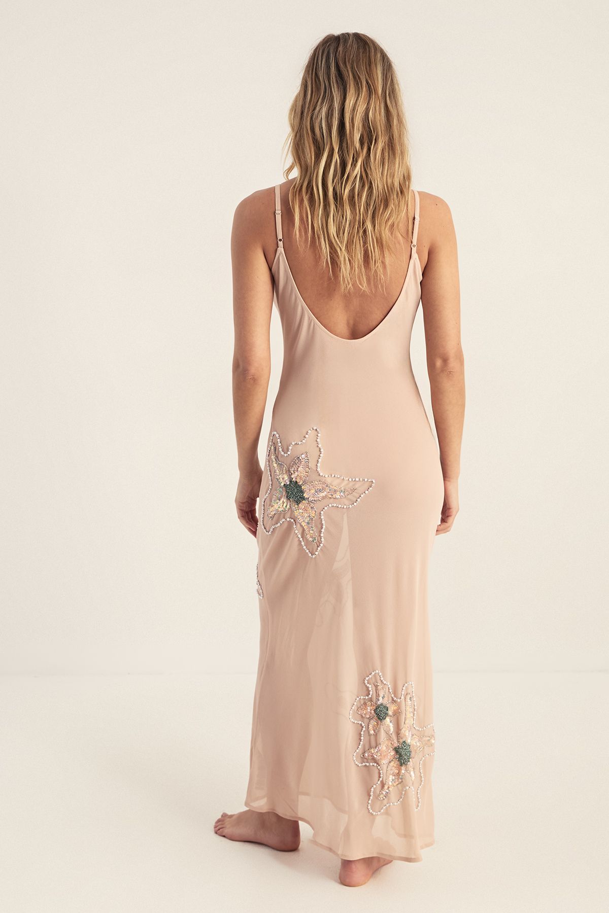 NastyGal Flower Embellished Tie Front Maxi Beach Dress Nude image 4