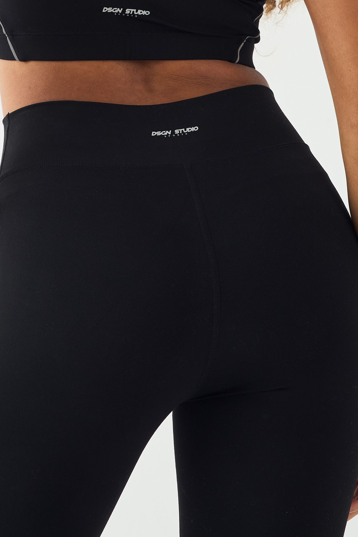DSGN Studio DSGN Studio Reflective Piping Ultra Sculpt Sports Legging Black image 4