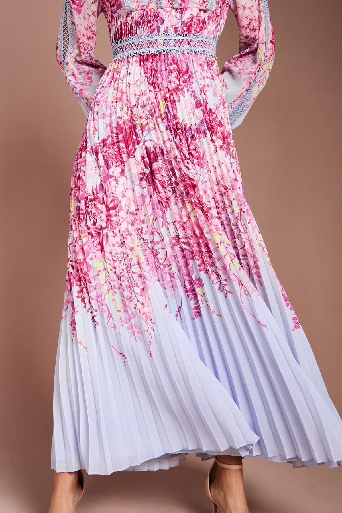 Coast Placement Print Lace Trim Pleated Maxi Dress Blue image 4