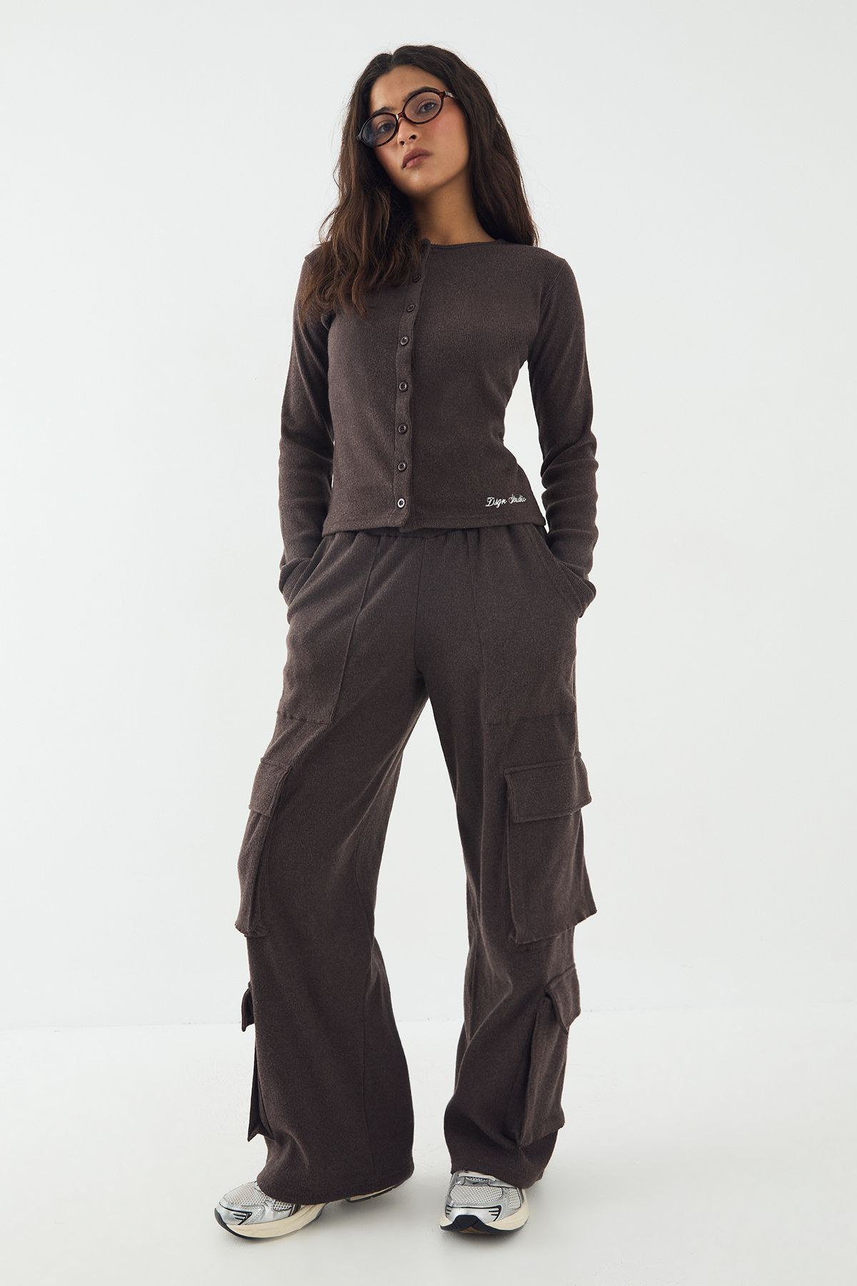 DSGN Studio DSGN Studio Brushed Rib Cargo Jogger Chocolate image 3