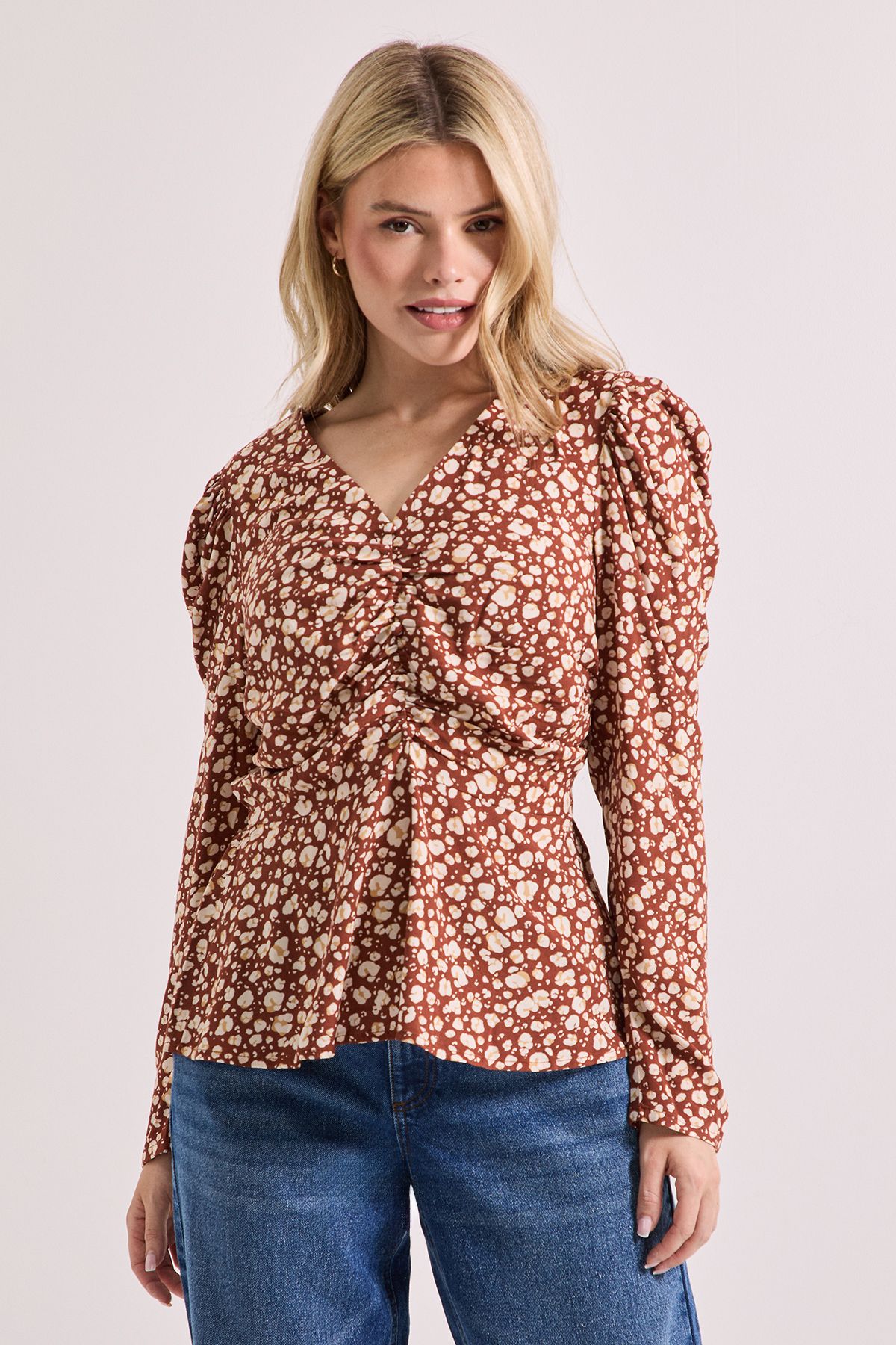 Dorothy Perkins Animal Button Detail Printed Peplum Blouse Animal image 4