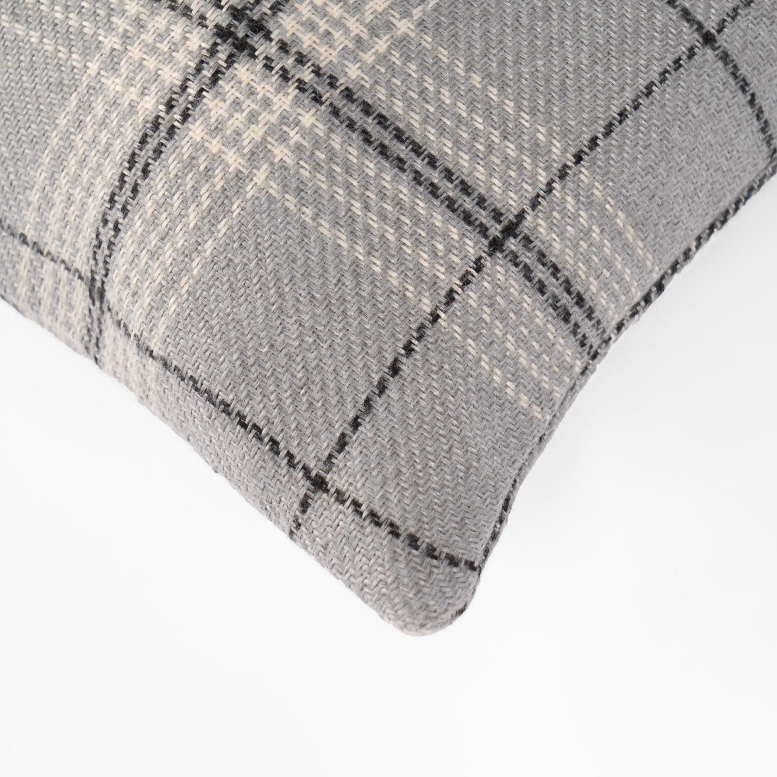 OHS 2 Pack Woven Check Cushion Covers Printed Soft image 4