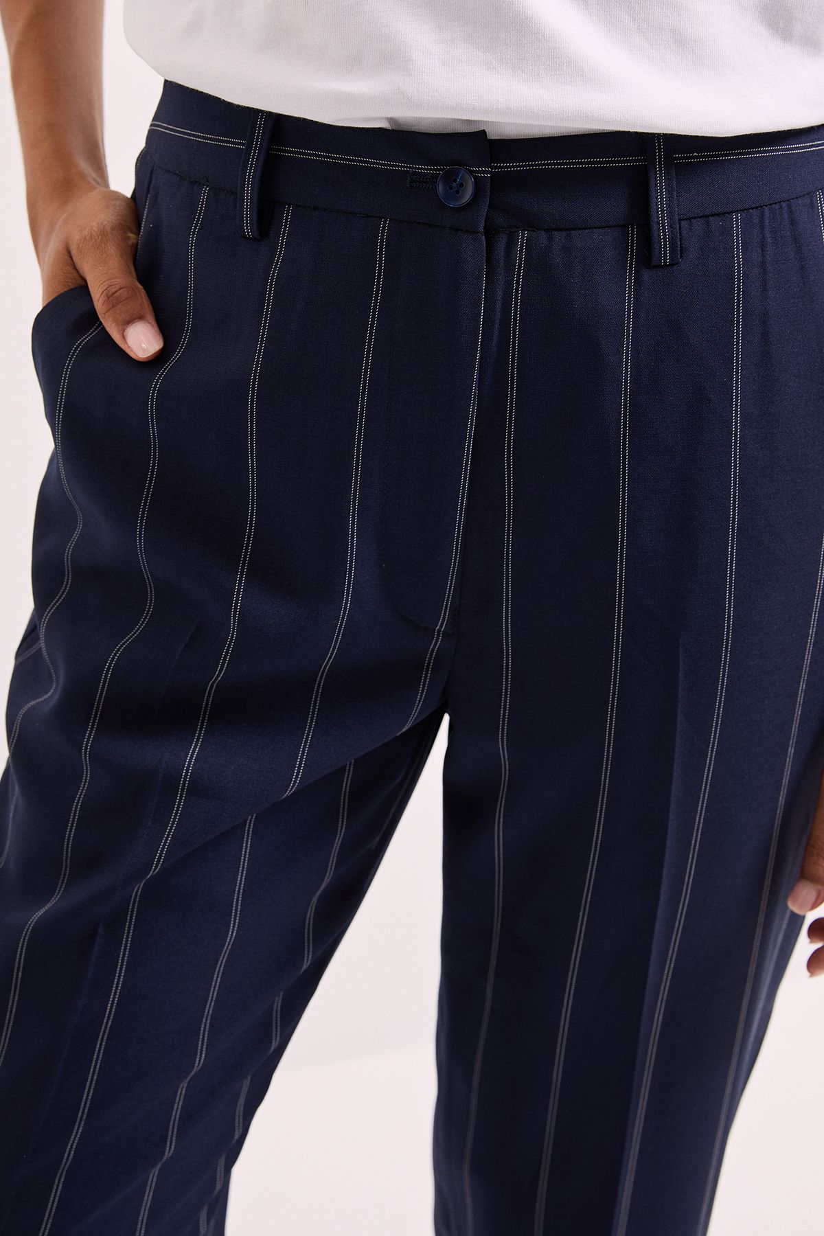 Dorothy Perkins Stripe Ankle Grazer Trouser Navy image 4