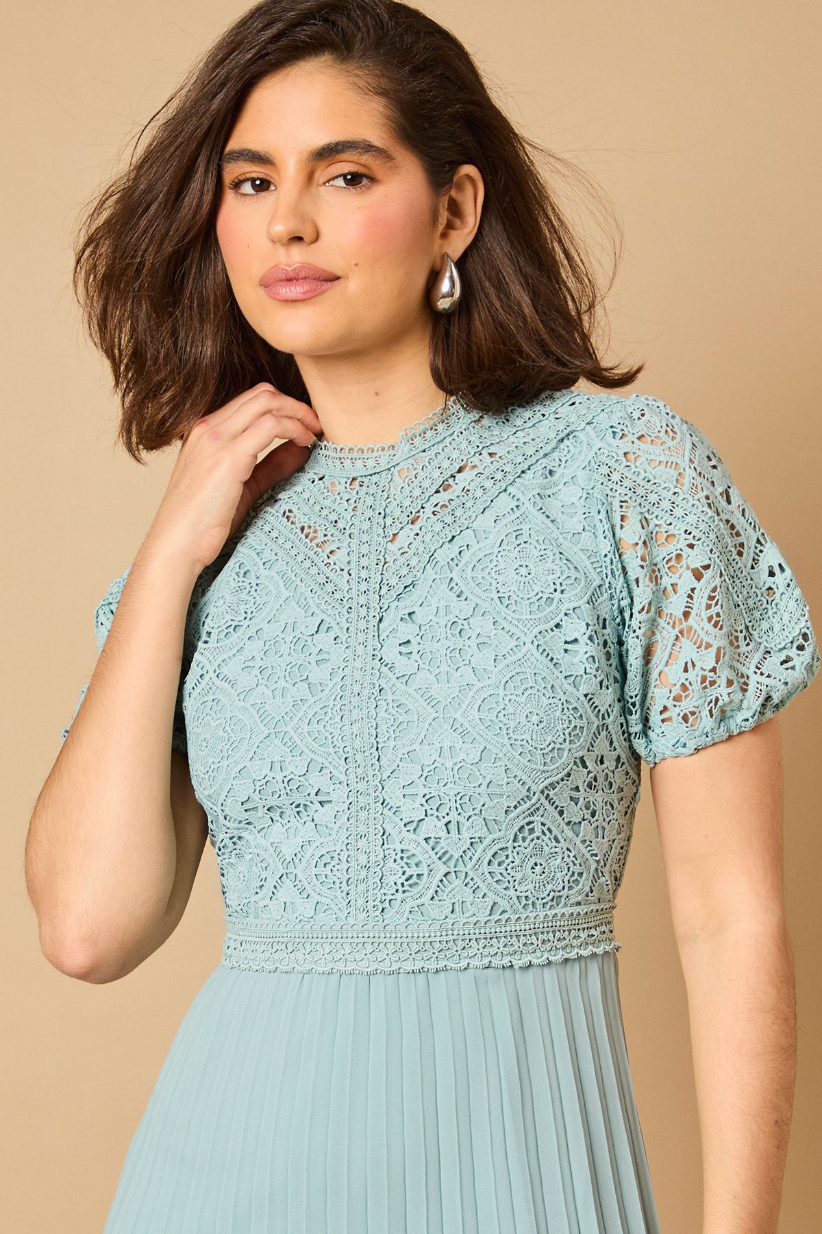 Oasis Lace Puff Sleeve Pleated Midi Dress Light Blue image 3