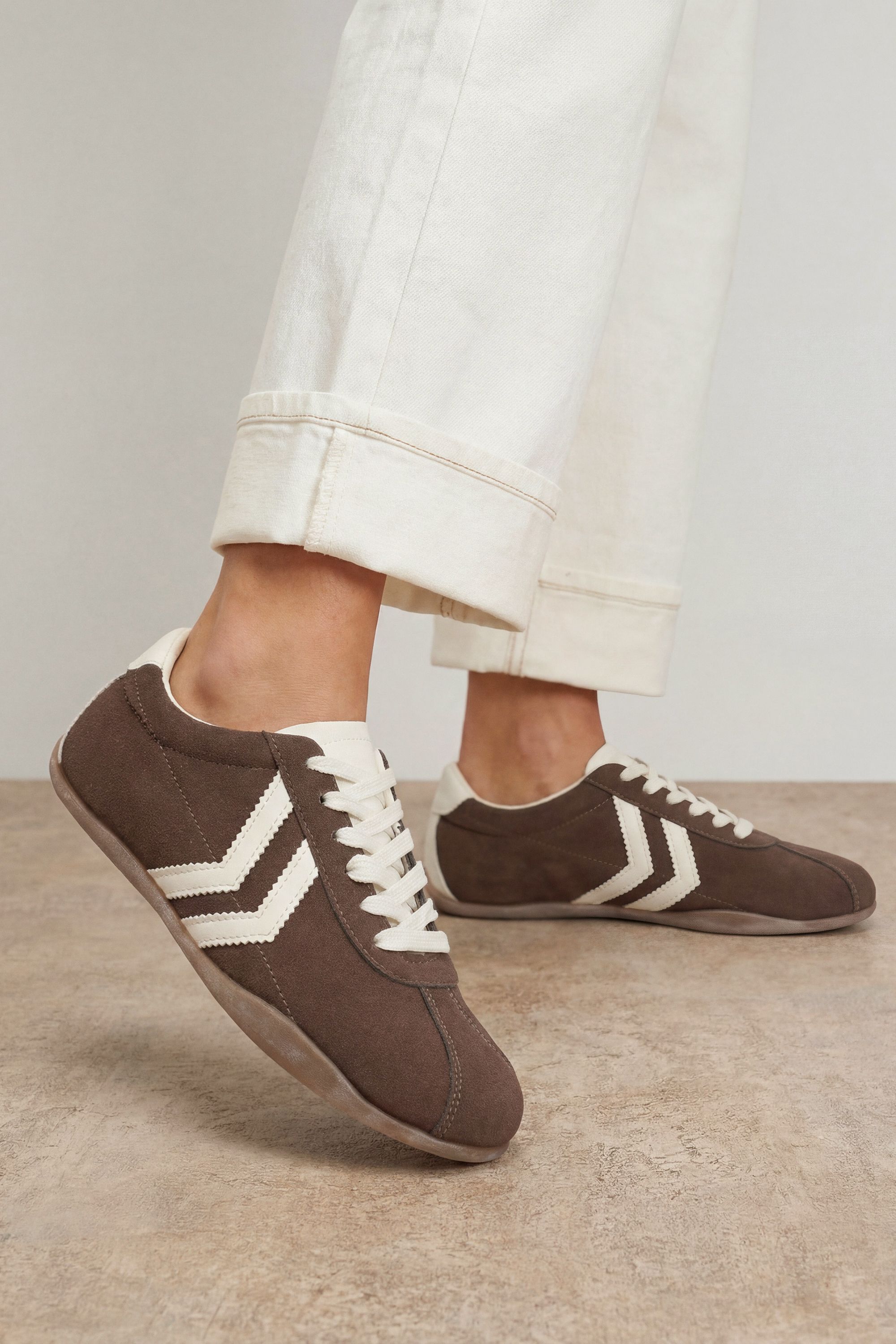 Oasis Riley Faux Suede Contrast Lace Up Trainers Chocolate