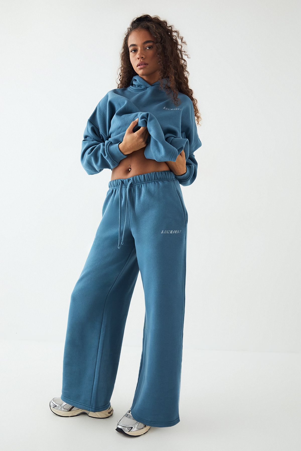 DSGN Studio DSGN Studio Run Club Printed Straight Leg Jogger Teal image 3