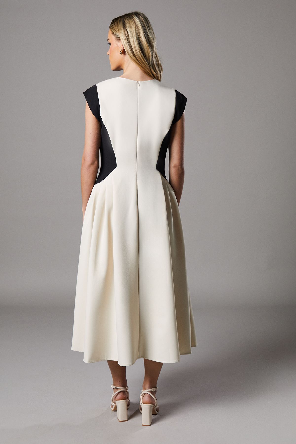 Coast Petite Crepe colour Block Midi Dress Mono image 3