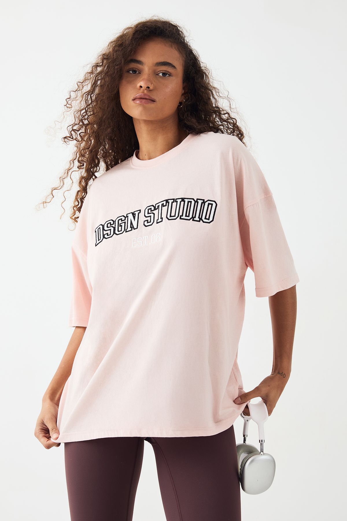 DSGN Studio DSGN Studio Applique Oversized T-shirt Light Pink image 3